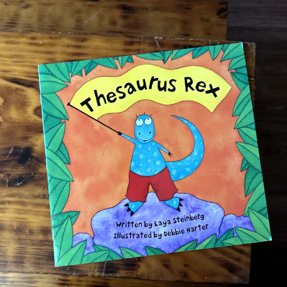 Vintage 2003 Thesaurus Rex Paperback Book